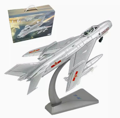 1:48 32CM China J-6 Fighter Aircraft Plane Diecast Military Airplane Model