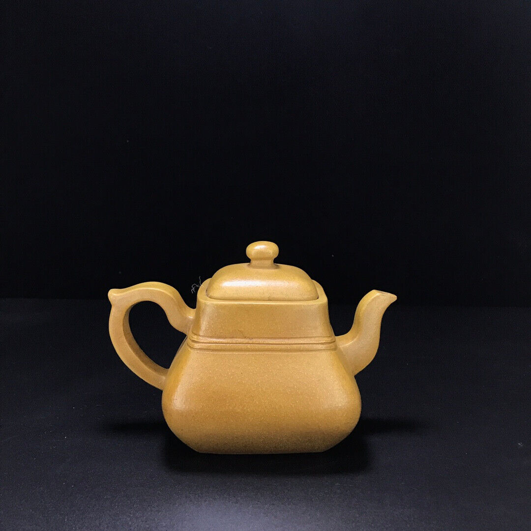 Chinese Yixing Zisha Clay Handmade Exquisite Teapot （锦绣玉带壶 底款：乾隆年制）