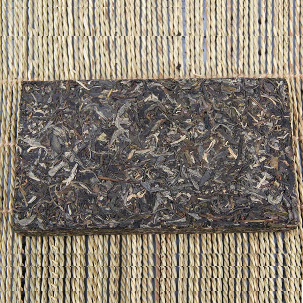1000g Chinese High Quality Sheng Pu-erh Brick Green Food Cha Puer Old Tree Tea