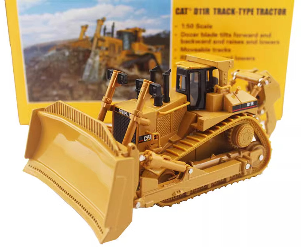 1:50 Norscot D11R Track-Type Tractor Dozer Bulldozer Machine Diecast Model