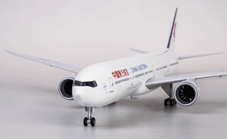 47CM 1:157 CHINA EASTERN BOEING 777-300ER Airplane Landing Gears Resin Model