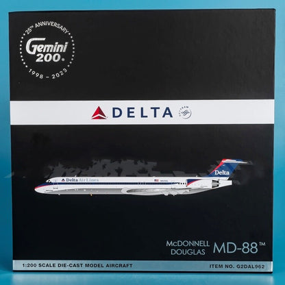1:200 Geminijets Delta Air Lines McDonnell Douglas MD-88 Airplane Diecast Model