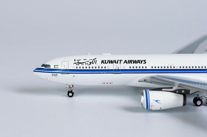 1:400 NG Model KUWAIT AIRWAYS AIRBUS A330-200 Passenger Airplane Diecast Model