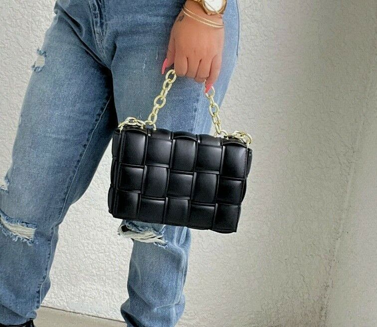 Women fashion faux leather cushioned shoulder bag