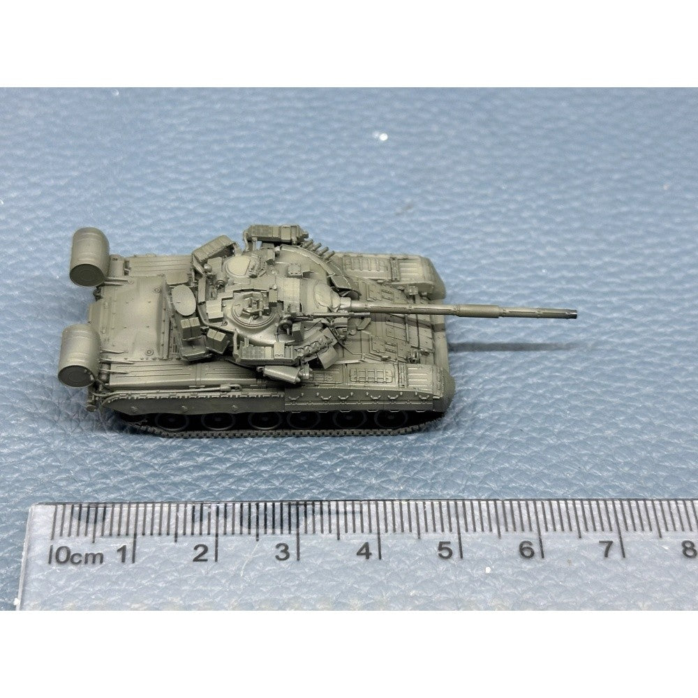 1/144 Russian T-80UM2 Main Battle Tank Painted Finished Model