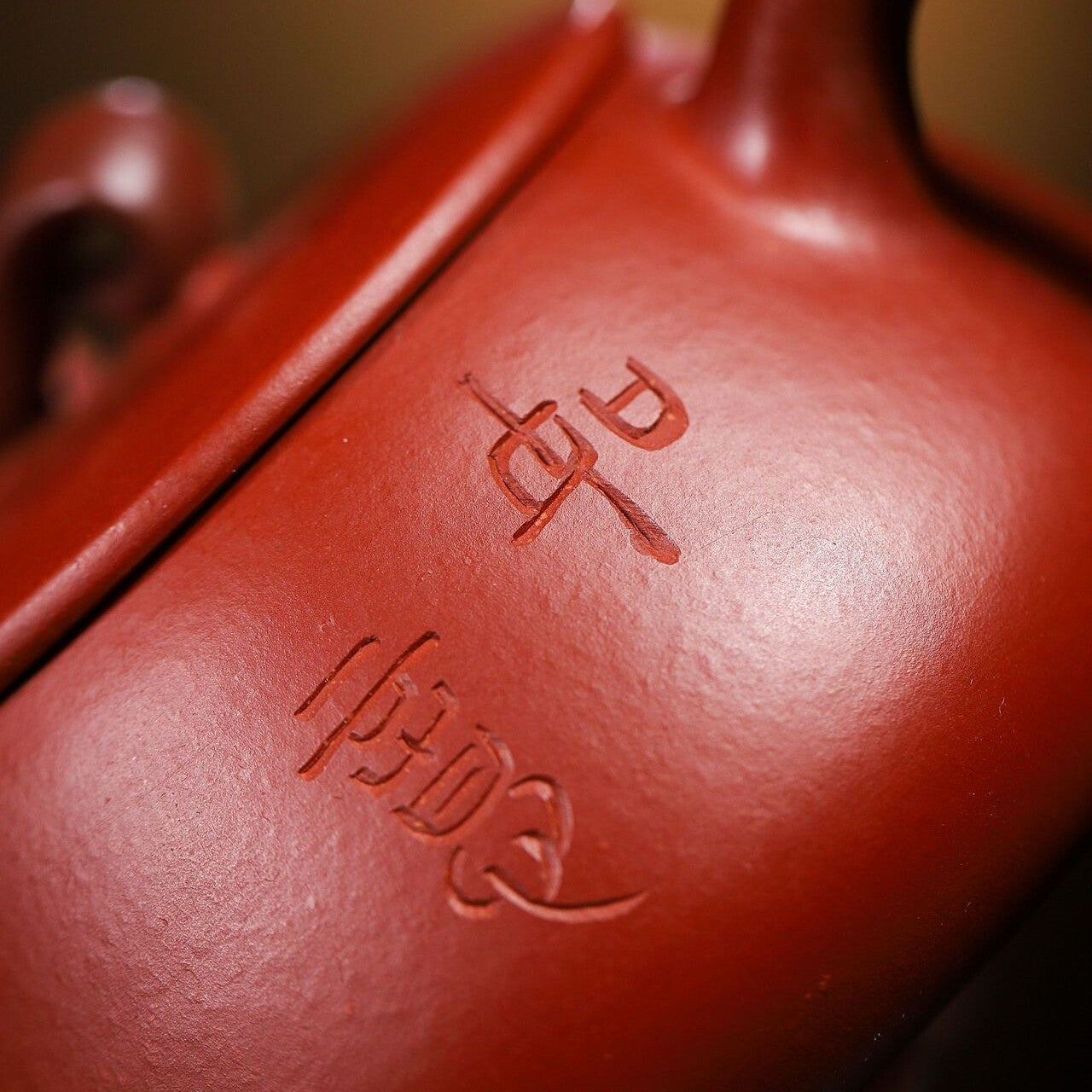 Dahongpao Clay Tea Pot Handmade Carved Yixing Zisha Master Pot 9 Infuser Holes