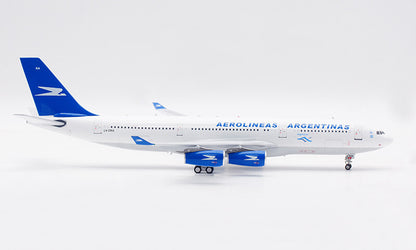 1:200 30CM InFlight AEROLINEAS ARGENTINAS AIRBUS A340-200 Airplane Diecast Model