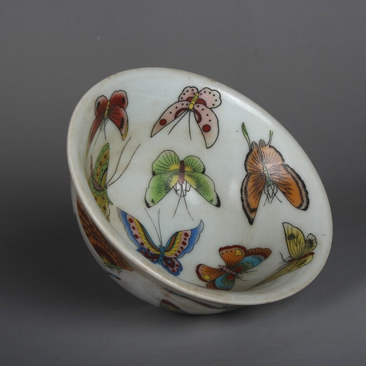 Chinese Famille Rose Porcelain Qing Tongzhi Butterfly Design Teacup Cup 3.5 Inch