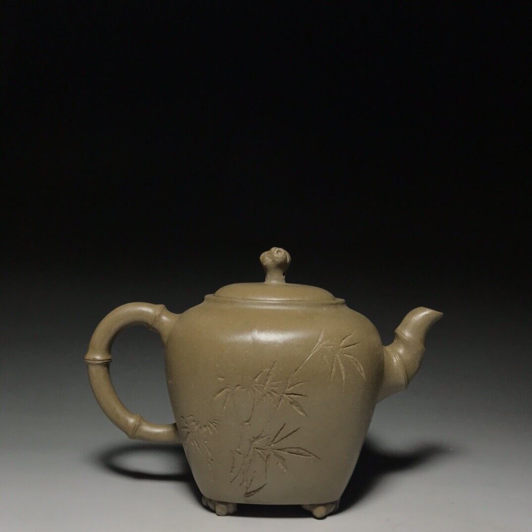 Chinese Yixing Zisha Clay Handmade Exquisite Teapot（：湖石 底款：朱可心）