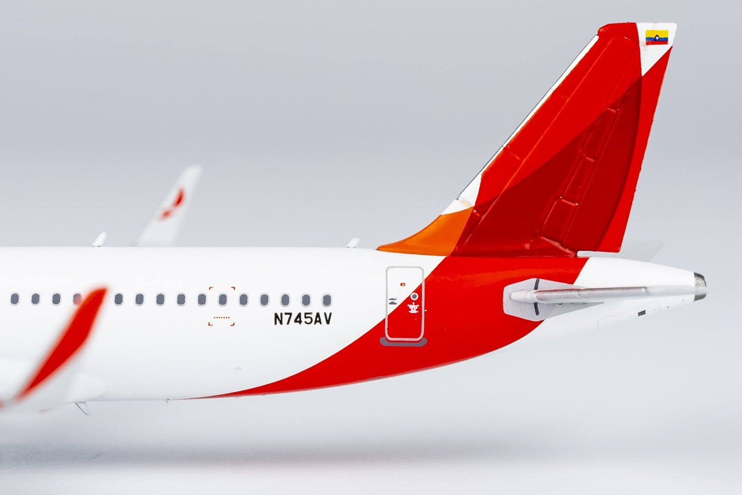 1:400 NGmodels Avianca Airbus A320 Passenger Airplane Diecast Plane Model