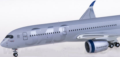 1:200 34CM Herpa SAS AIRBUS A350-900 Passenger Airplane ABS Plastic Plane Model