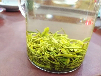 Top grade green tea Yong Chuan Xiu Ya tea, Chongqing Yongchuan Xiuya green tea chair-