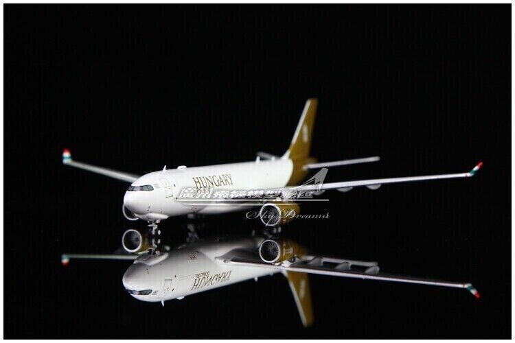 1:400 JC Wings HUNGARY AIR CARGO AIRBUS A330-200F Aircraft Diecast Plane Model