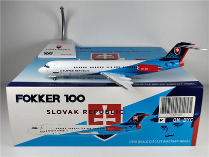 JC Wings SLOVAK REPUBLIC Government Flying Service FOKKER 100 OM-BYC 1:200 Model