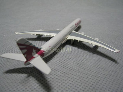 NEW 1:600 Metal QATAR Airways AIRBUS A340-600 Diecast Model