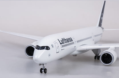 47CM 1:142 Lufthansa AIRBUS A350 Passenger Airplane Landing Gears Resin Model