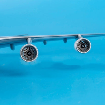 1:200 JC Wings Atlas Air Boeing 747-400 Passenger Airplane Diecast Model