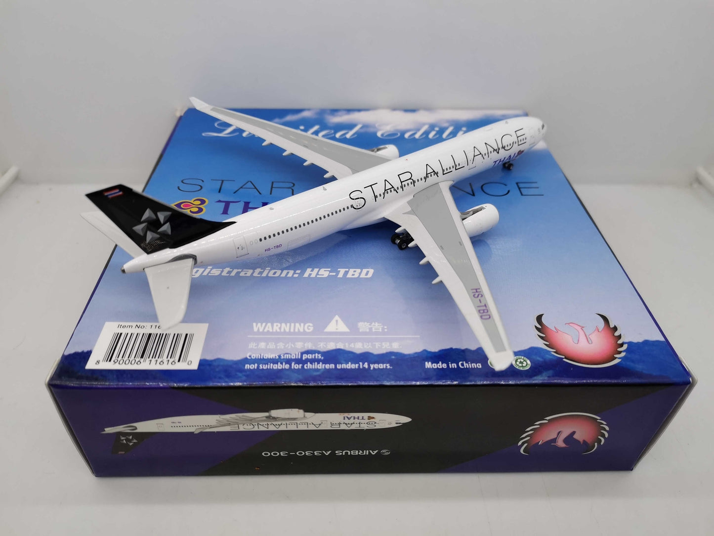 1:400 Phoenix THAI STAR ALLIANCE A330-300 Airplane Diecast Aircraft Plane Model