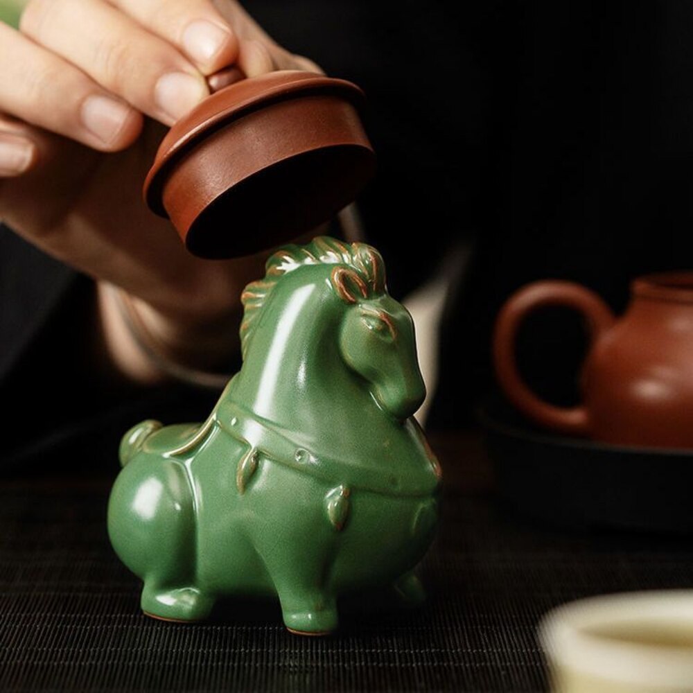 Ceramic Green Horse Tea Pet Figurine Ceramic Tea Ornaments Crafts Decorative