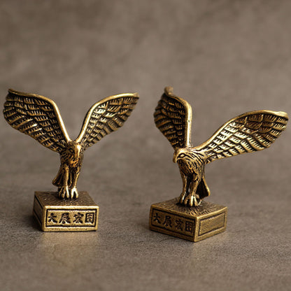 Solid Copper Eagle Jewelry Tea Pet Ceremony Antique Bronze Model Statue -
