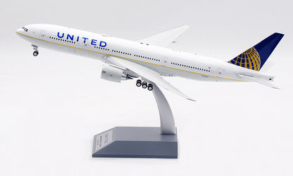 1:200 32CM InFlight UNITED BOEING 777-200 Passenger Airplane Diecast Plane Model