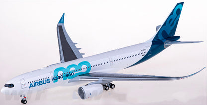 1:200 30CM AIRBUS A330-800neo Passenger Airplane ABS Plastic Aircraft Model