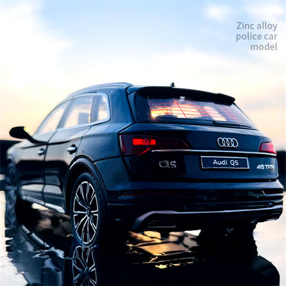 1:24 AUDI Q5 SUV Alloy Car Model Diecasts Metal Toy Vehicles Car Model High Simu