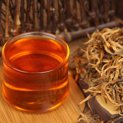 Yunnan Black Tea Red Rhyme Golden Bud Gongfu Tea Fengqing Black Tea Single Bud