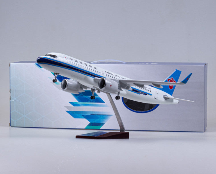 1:80 47CM CHINA SOUTHERN AIRBUS A320neo Plane Landing Gear Resin Aircraft Model