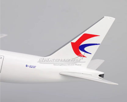 47CM 1:157 CHINA CARGO BOEING 777F Airplane Landing Gears Resin Aircraft Model