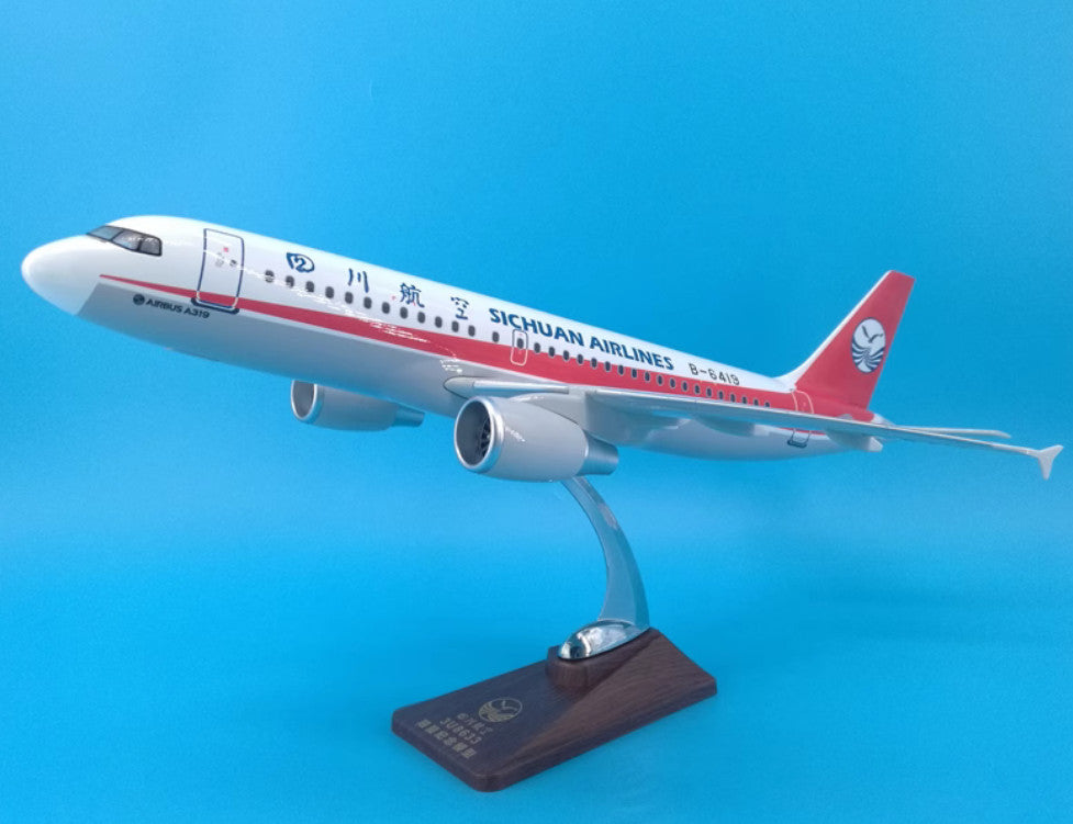 47CM SICHUAN AIRLINES AIRBUS A319 B-6419 Passenger Airplane Resin Aircraft Model