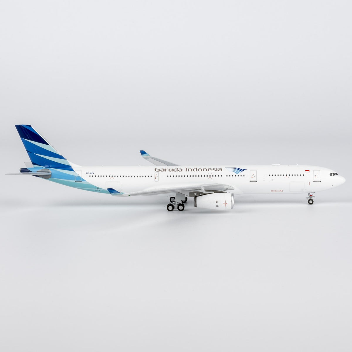 1:400 NGmodels Garuda Indonesia Airbus A330-300 Passenger Diecast Airplane Model