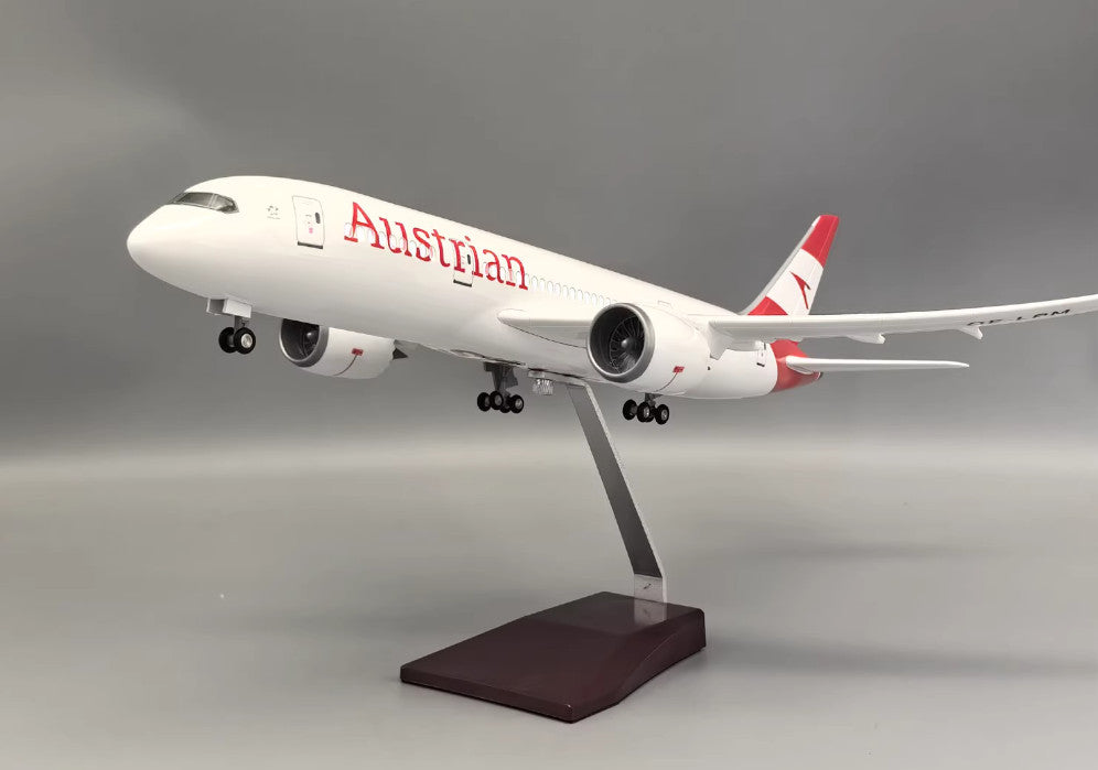 1:130 43CM Austrian BOEING 787 Airplane Led Sound-controll Light Resin Model
