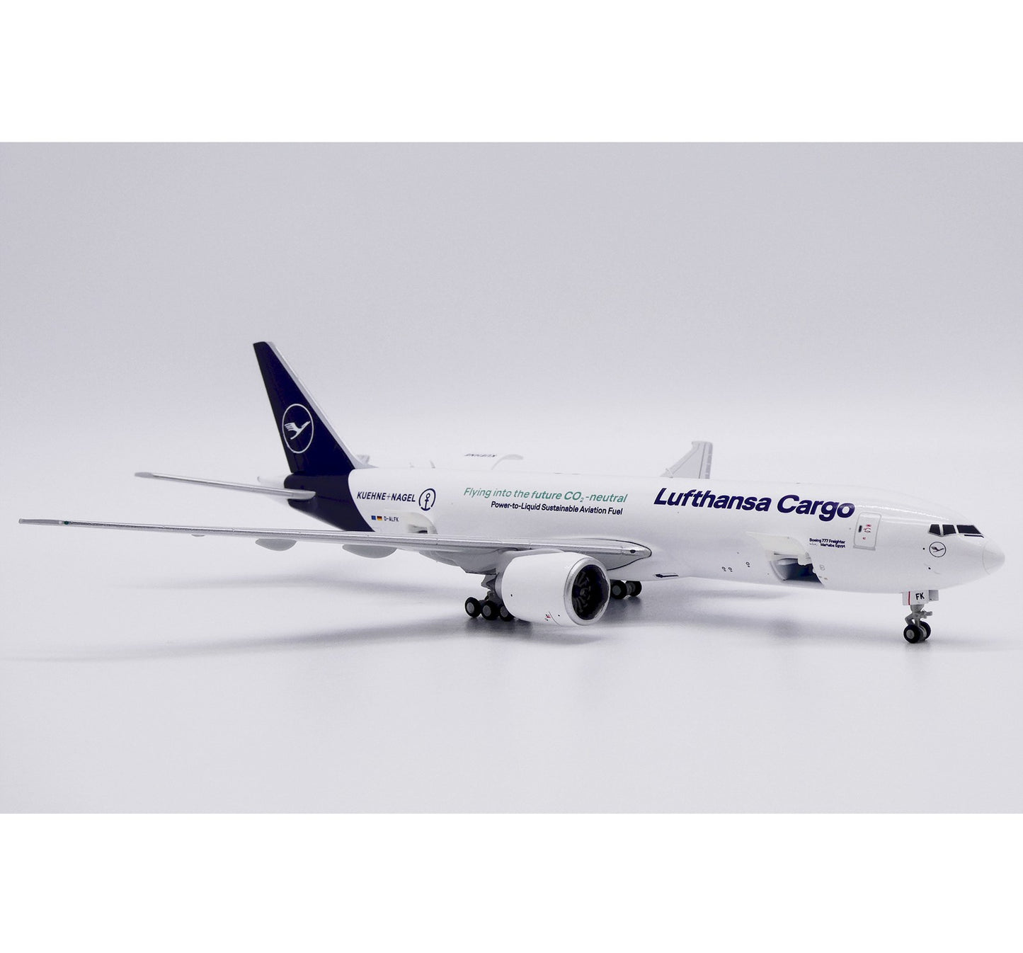 1:400 JC Wings Lufthansa Boeing 777-200F Passenger Plane Diecast Aircraft Model