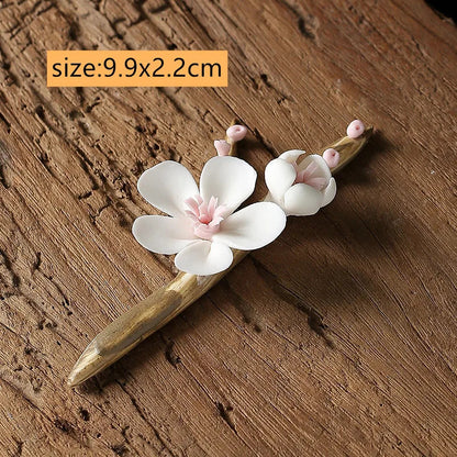 Chinese Ceramic Tea Pet Decoration Handmade Flower Shape Tea Teaware Accessories