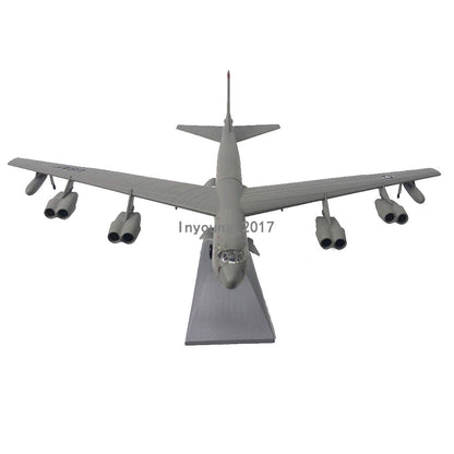1:200 Boeing B-52 Stratofortress Fighter Plane Model Diecast Airplane Model