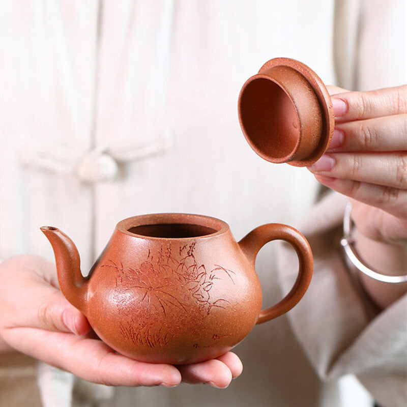 Yixing Handmade Purple Clay Teapot Hand-carved Lotus Leaf Pear-shaped Tea Pot