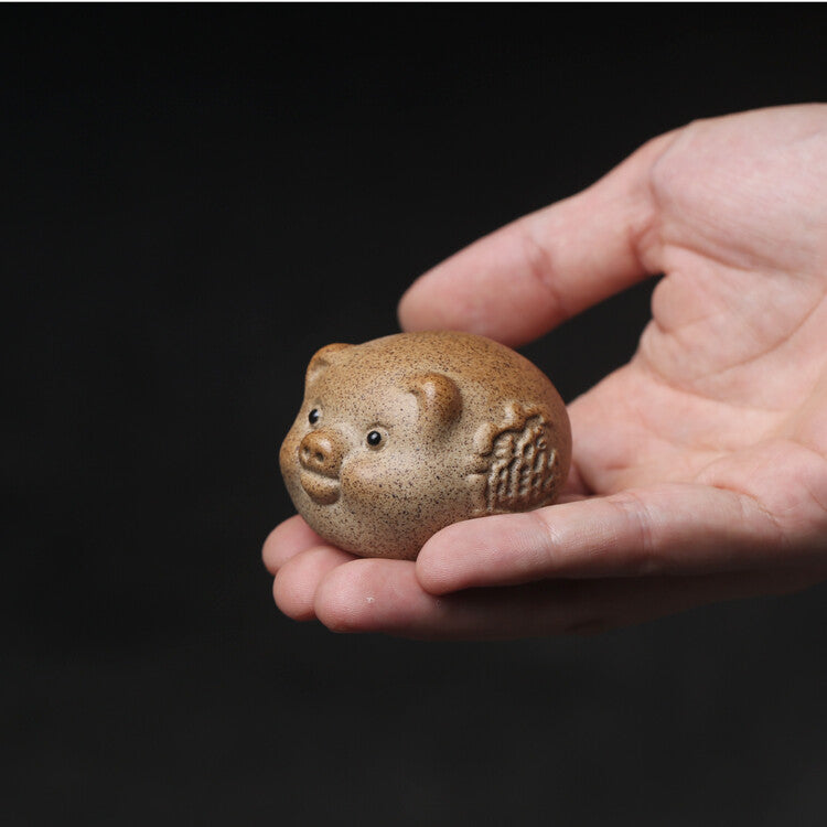 Lovely Pig Statue Ceramic Tea Pet Crude Pottery Handmade Artware Desk Decoration