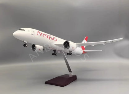 1:130 43CM Austrian BOEING 787 Passenger Plane Landing Gear Resin Aircraft Model