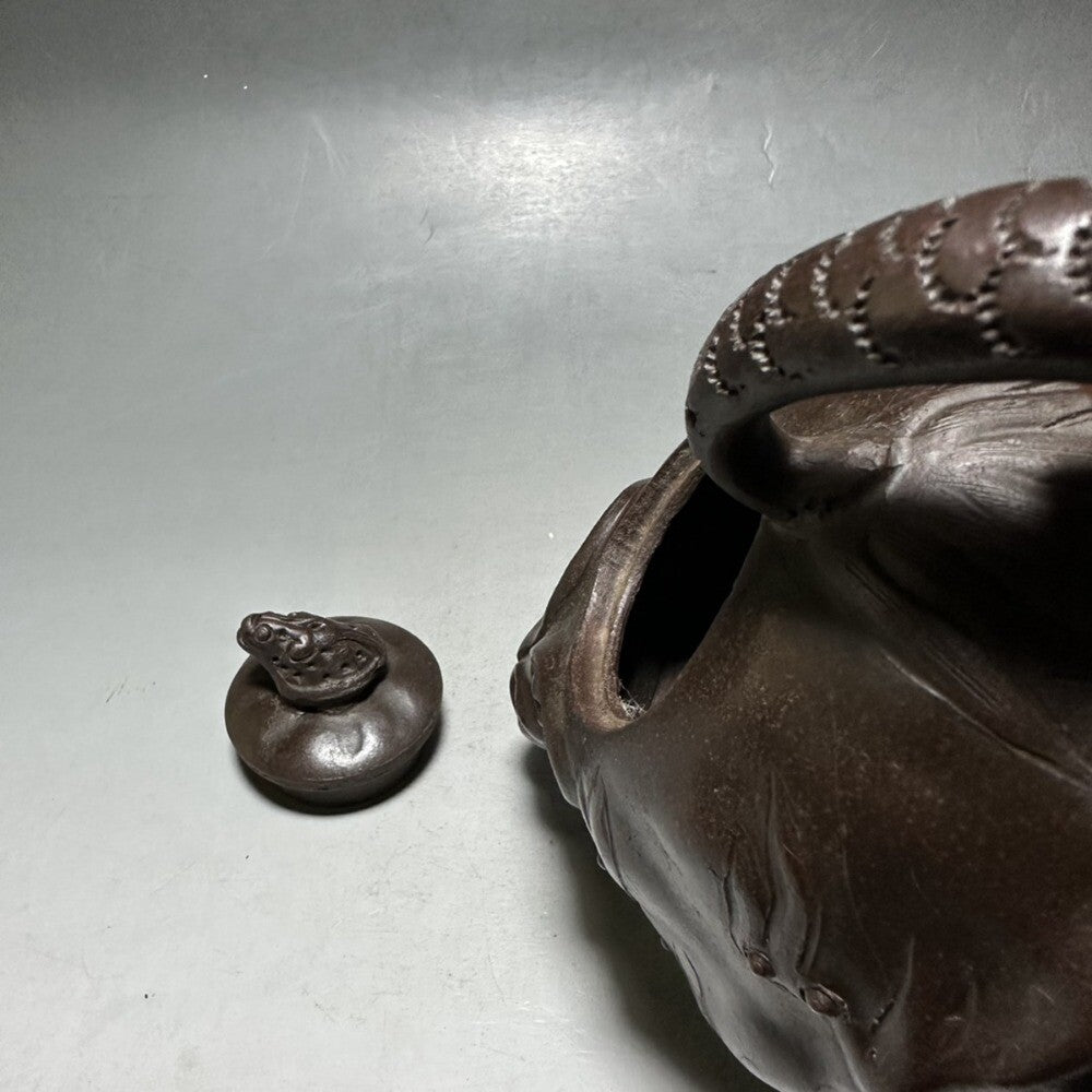Yixing Zisha Clay Teapot Dragon Turtle Pot Made By Emperor Qianlong 450ml