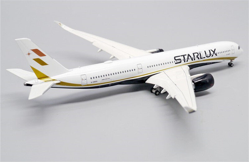 JC Wings STARLUX For Airbus A350-900XWB B-58501 flaps down 1/400 Pre-built Model