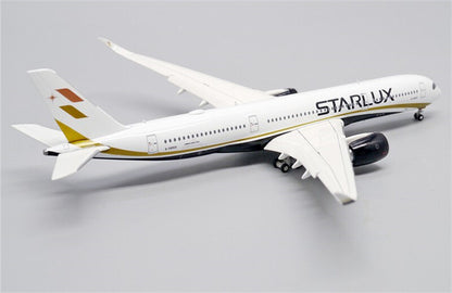 JC Wings STARLUX For Airbus A350-900XWB B-58501 flaps down 1/400 Pre-built Model
