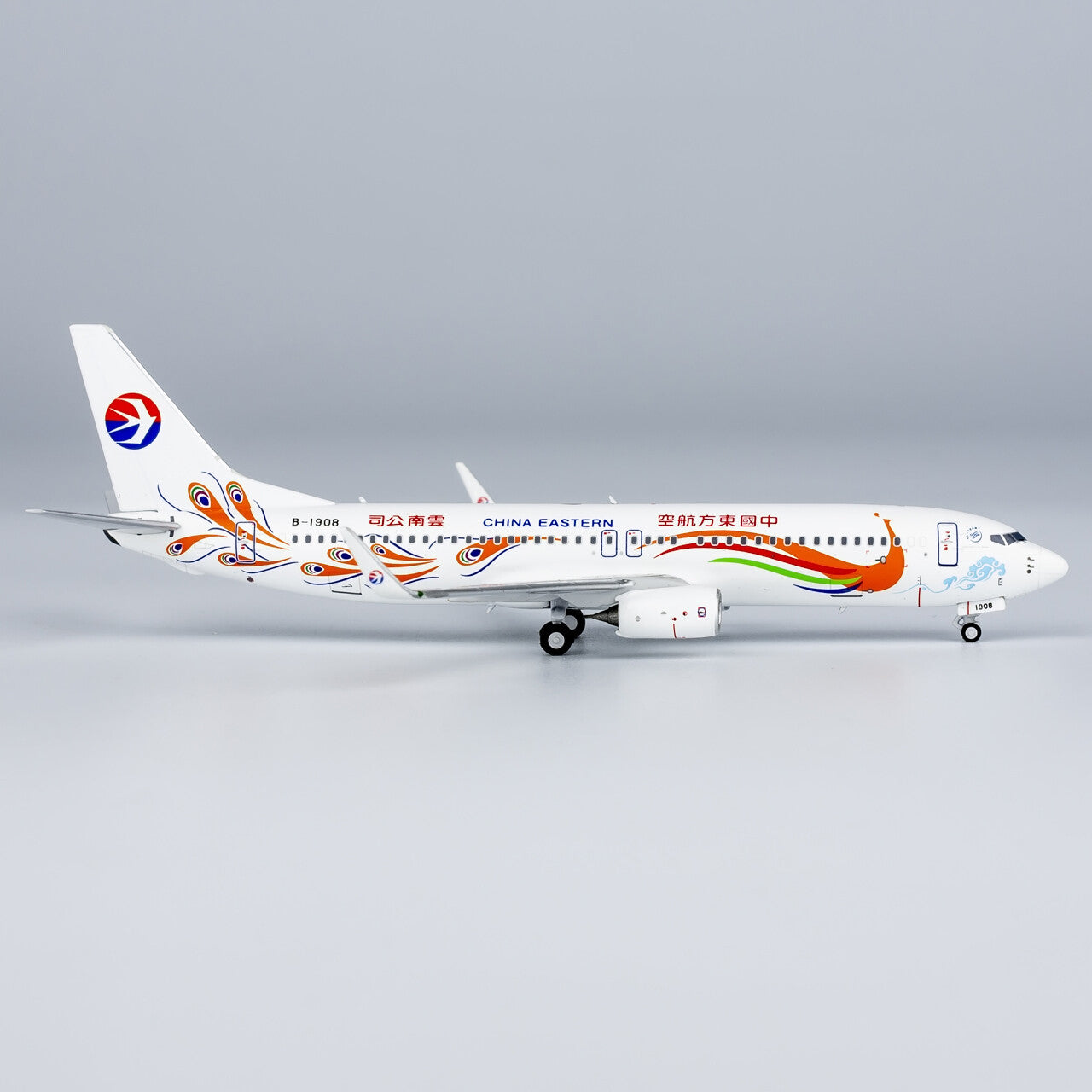 1:400 NG Models China Eastern Airlines Plane B737-800 Diecast Aircraft Model