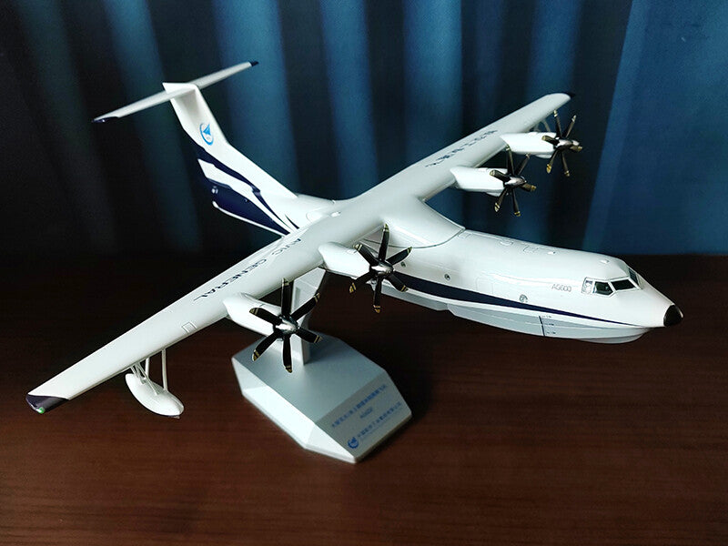 1:100 38CM AVIC Amphibious AG600 Fire-fighting Water Rescue Diecast Plane Model