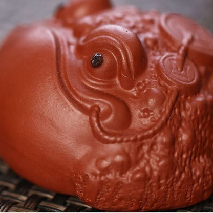 Chinese Table Decoration Yixing Zisha Dahongpao Clay Tea Pet Toad Artware Small