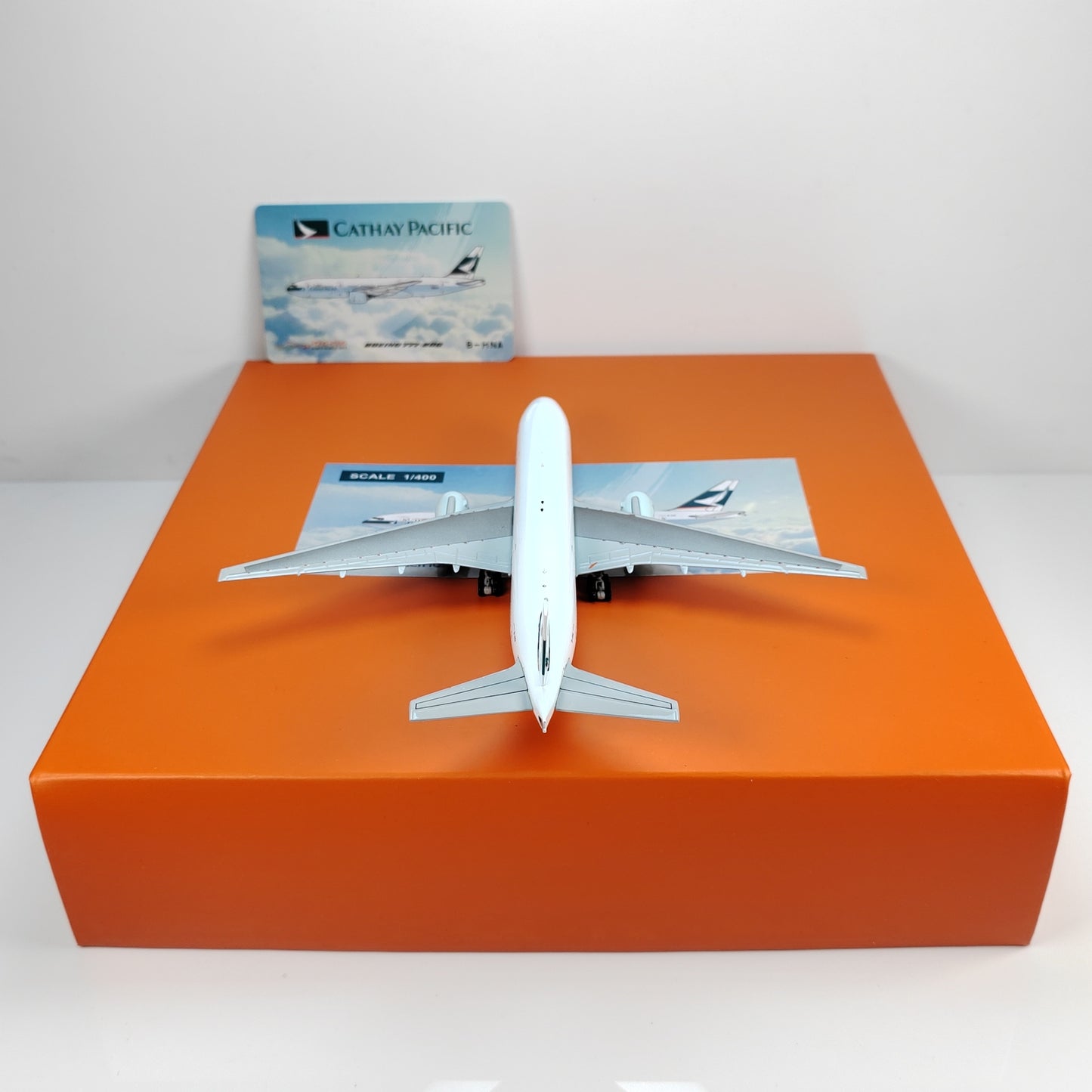 1:400 JC Wings CATHAY PACIFIC BOEING B777-200 Passenger Airplane Diecast Model