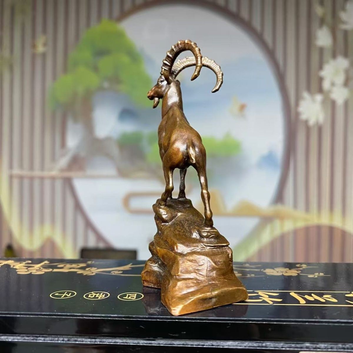 Vintage Bronze Statue Ornament Antique Style Chinese Collectible Figurine