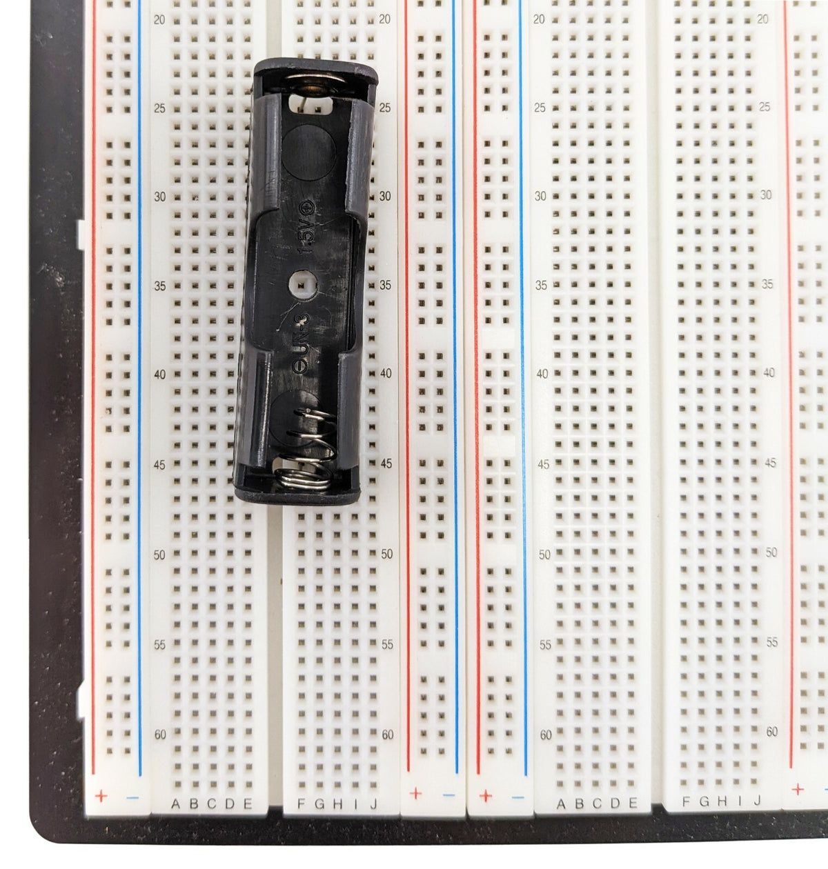 Single "AA" Battery Holder with PCB Pins, Plastic Case (2.24" x 0.66" x 0.58")