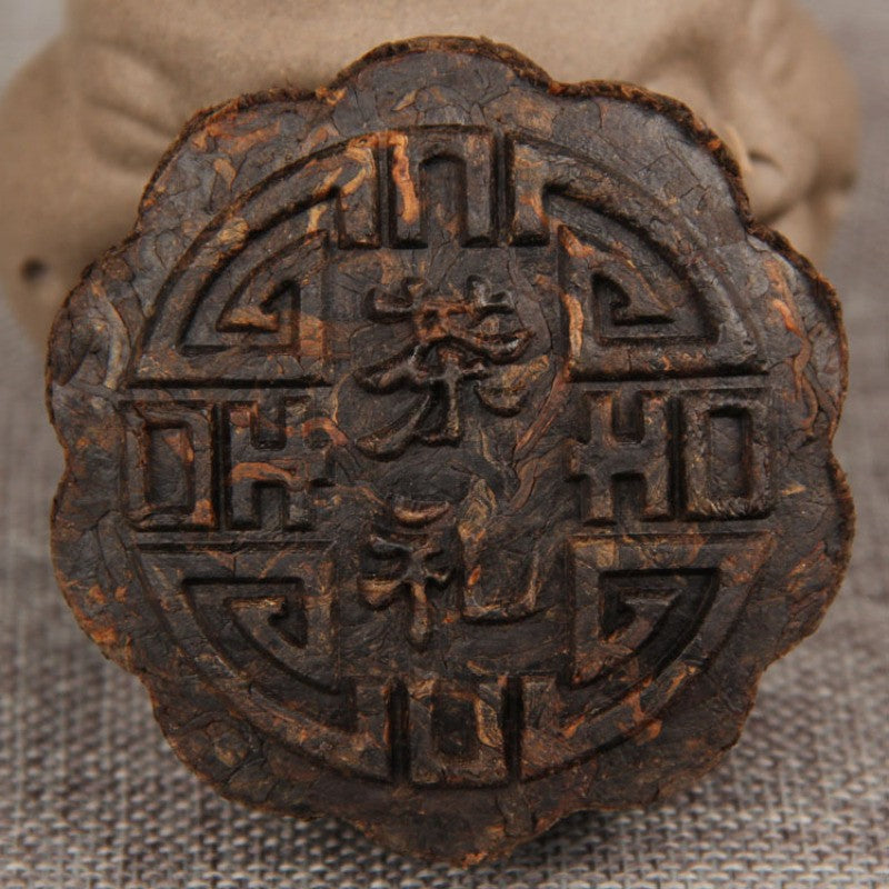 100g Ripe Pu'er Yunnan Moon Cake Style Aged Festive Gift Tea Single Pack Tea