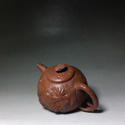 Chinese Yixing Zisha Clay Handmade Exquisite Teapot （供春 底款：蒋蓉）